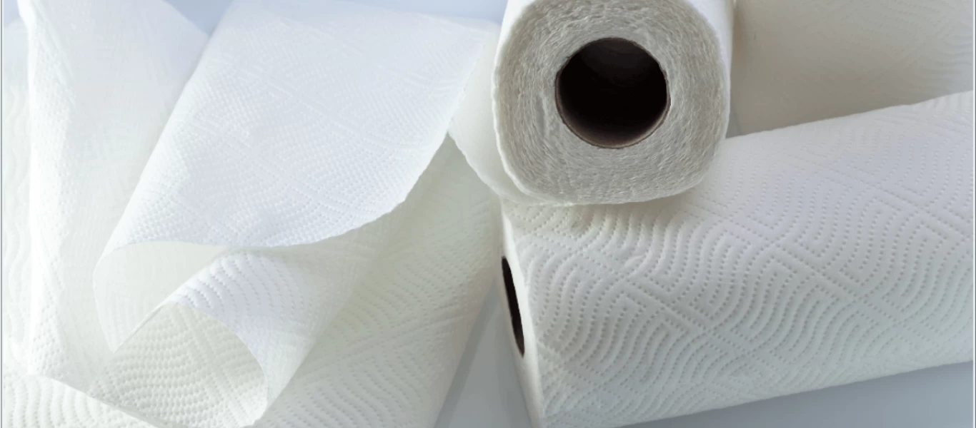 Αυτά είναι τα τρία πράγματα που δεν πρέπει να καθαρίζετε με χαρτί κουζίνας